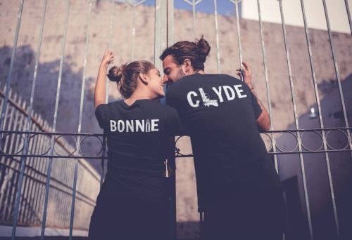 Bonnie és Clyde páros póló - fekete színben